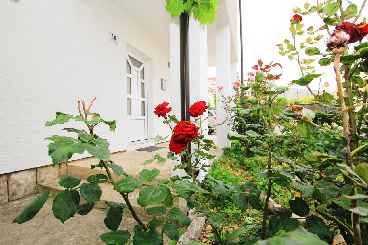 Apartment Anica Trogir Eksteriør bilde